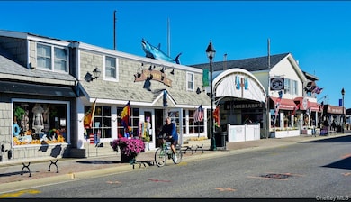 161 Wallace St, Freeport, NY 11520 - photo 3