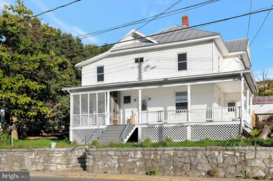 410 N Massanutten St, Strasburg, VA 22657 - photo 3