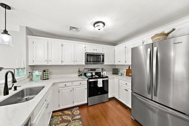 20 Hobart Ln unit 20, Rockland, MA 02370 - photo 3