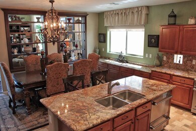 004 Kitchen