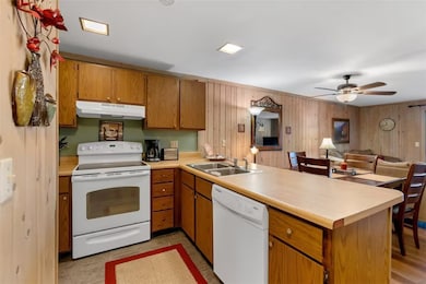 600 Unit #1 Captains Cove Ct, Salem, SC 29676 - photo 5