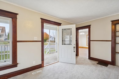 2226 8th St, Monroe, WI 53566 - photo 4