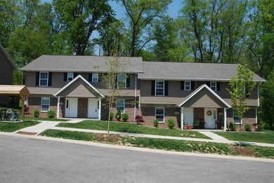 1250 W Adams Hill Cir unit 702, Bloomington, IN 47403 - photo 2