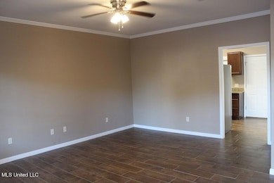 1013 Bassett Dr unit D, McComb, MS 39648 - photo 3