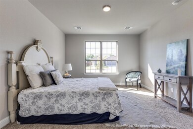 708 Vaquero St, White Settlement, TX 76108 - photo 4