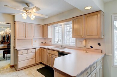 3707 SW 28th St, Des Moines, IA 50321 - photo 6