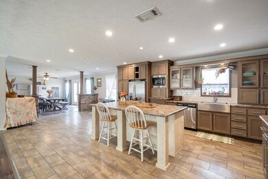 785 Freeman Fielder Rd, Tennessee Ridge, TN 37178 - photo 5