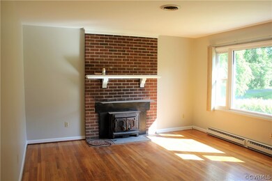 9812 Luscombe Ln, Henrico, VA 23228 - photo 6