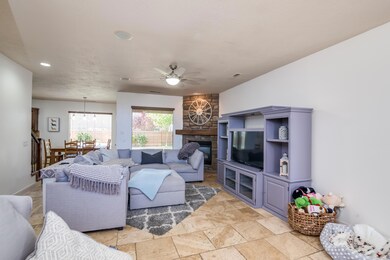942 E Bramble Way-11