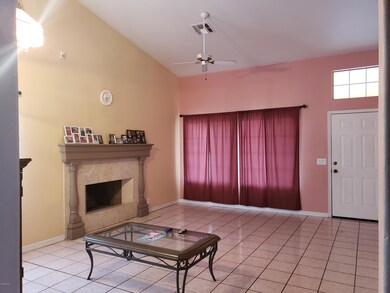EncantoLivingroom2