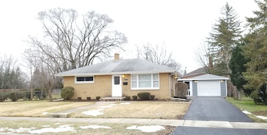 1917 Walnut St, Waukegan, IL 60087 - photo 3