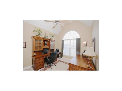 909 Dogwood Dr, Raymore, MO 64083 - photo 4