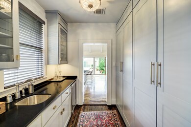 705 E 19th St, Houston, TX 77008 - photo 6