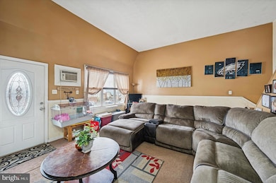 153 Ervin Ave, Marcus Hook, PA 19061 - photo 2