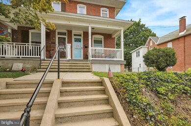 142 Washington St, Reading, PA 19607 - photo 2
