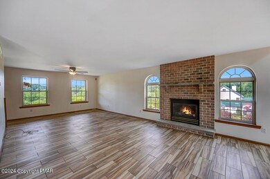 2242 Hill Rd, Effort, PA 18330 - photo 4