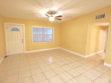 457 S Orlando Ave unit A, Cocoa Beach, FL 32931 - photo 4