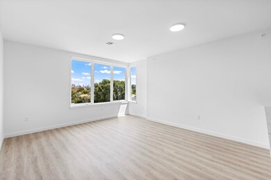 306 Bergen Ave unit 402, Jersey City, NJ 07305 - photo 3