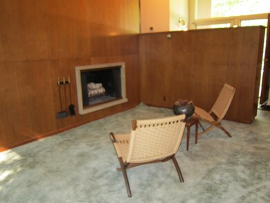 LVR with chairs