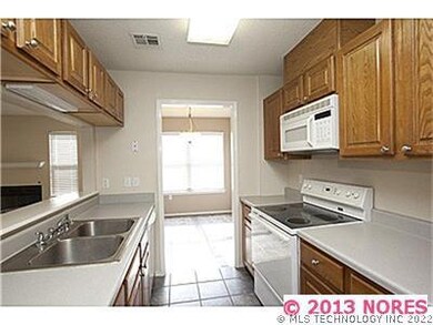 2242 W Quantico St, Broken Arrow, OK 74011 - photo 5