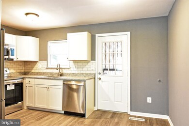 616 Jadeleaf Ave, Capitol Heights, MD 20743 - photo 5