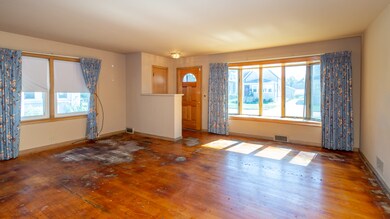 1550 Oakwood Ave, Des Plaines, IL 60016 - photo 5