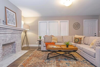 Living Room 4