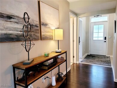 10127 Outrigger Cove unit 3, Aurora, OH 44202 - photo 3