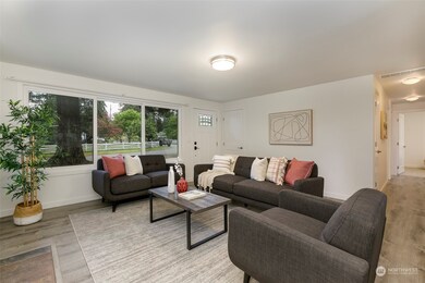 10526 242nd Place SW, Edmonds, WA 98020 - photo 4