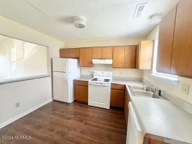 2303 Knollwood Ln, Midway Park, NC 28544 - photo 5