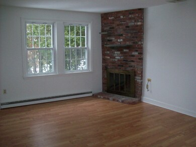 15 Hines Ct unit 20, Marblehead, MA 01945 - photo 2