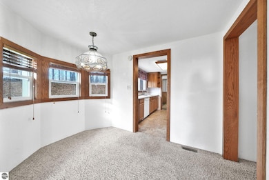 185 N Three Mile Rd, Traverse City, MI 49696 - photo 5