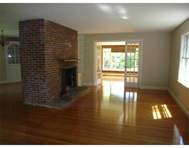 33 Saddle Hill Rd unit 1, Weston, MA 02493 - photo 3