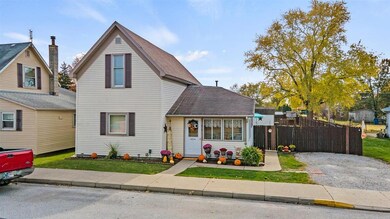 215 W Logan St, Markle, IN 46770 - photo 3