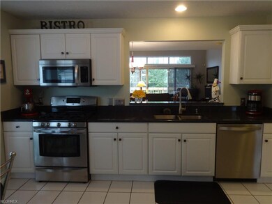 365 Blair Cir unit D7, Aurora, OH 44202 - photo 4