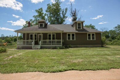 42 Stanton Ave, South Hadley, MA 01075 - photo 3