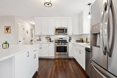 6543 Bluebird Dr, Maple Grove, MN 55369 - photo 2