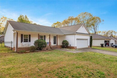 1003 Willow Run, Anderson, SC 29621 - photo 3