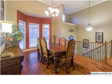Dining room.