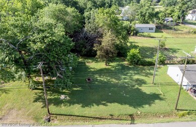 405 SW 3rd St, Muldrow, OK 74948 - photo 3