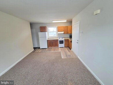 36 W Lancaster Ave unit 5, Downingtown, PA 19335 - photo 3