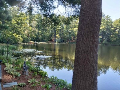 93 Sebbins Pond Dr, Bedford, NH 03110 - photo 2