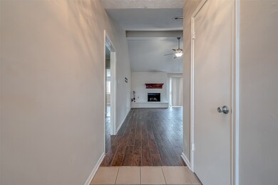 5123 Spring Forest Dr, Houston, TX 77091 - photo 5