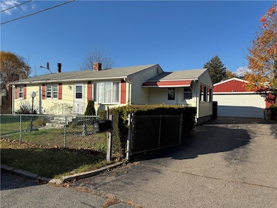 12 Devon St, Providence, RI 02904 - photo 2