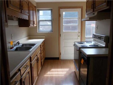 5460 Rockwood Ct, Columbus, OH 43229 - photo 3