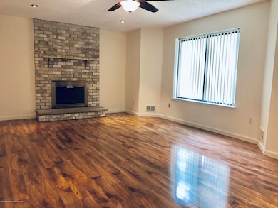 33 Front Ct, Old Bridge, NJ 08857 - photo 3