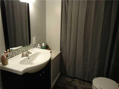 Full Bath.