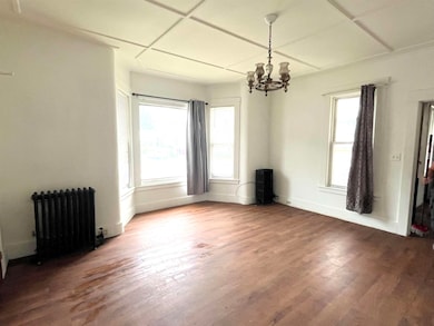 24 Maple Ave, Barre, VT 05641 - photo 3