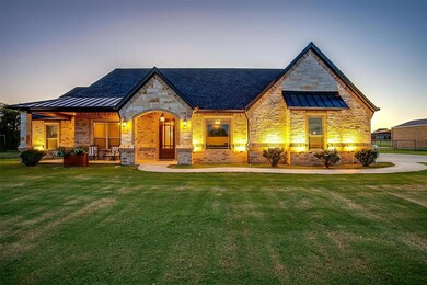 324 Antler Ridge Dr, Azle, TX 76020 - photo 2