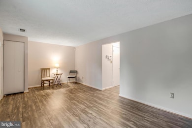 16408 Pennsbury Dr, Bowie, MD 20716 - photo 6